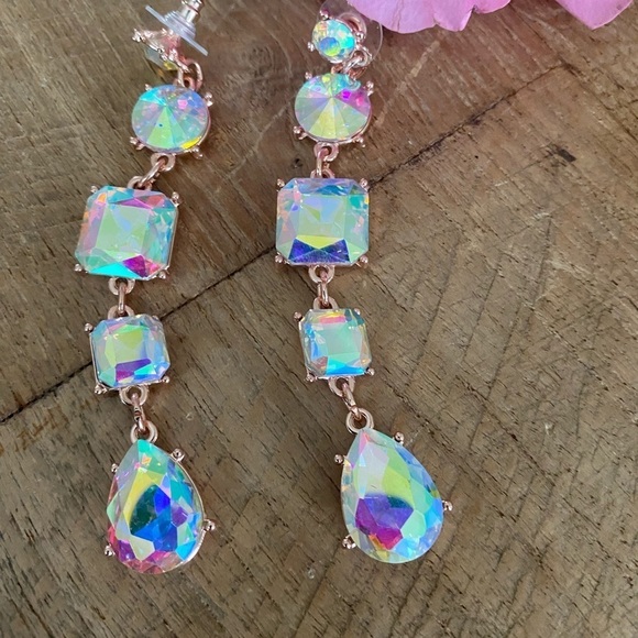 Rhinestone Statement Earrings Aurora Borealis VERY sparkly Spring Rose Gold Tone - Picture 15 of 16
